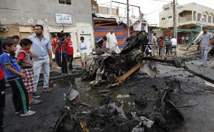 Cadena d'atentaos con coche bomba n'Irak