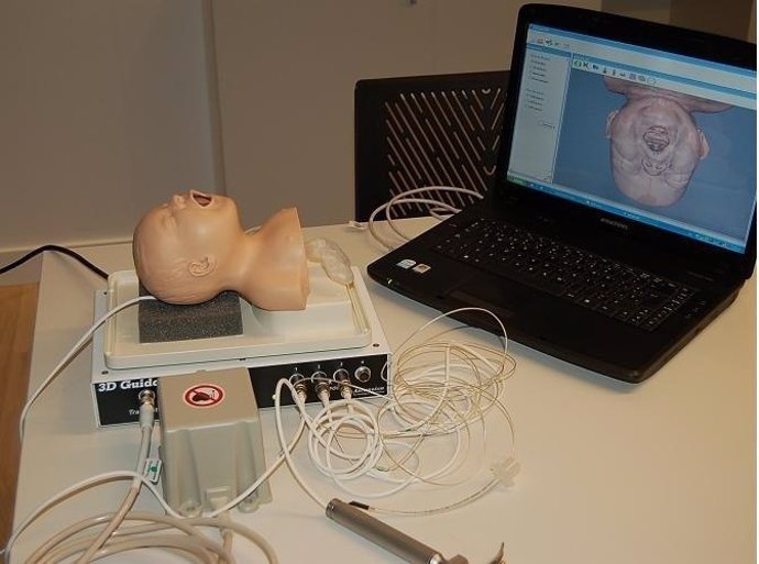 Imagen del simulador portátil 3D de intubación.