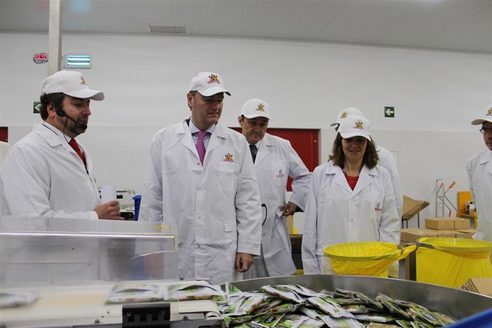 Fabra visita la empresa Grefusa