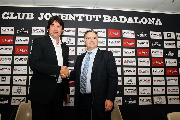 J.Villacampa (Joventut Badalona) Joan B.Renart (Vichy Catalán)