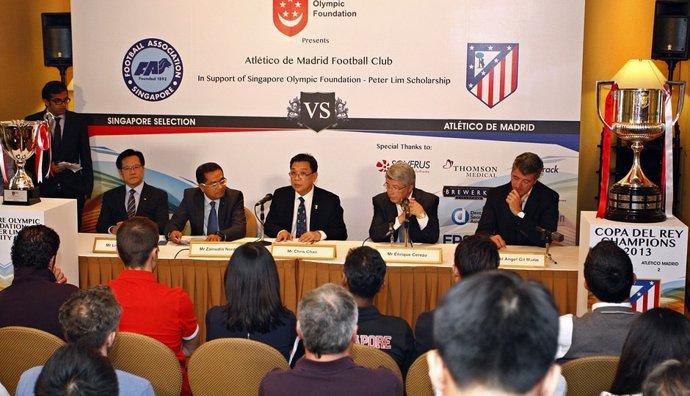 Miguel Ángel Gil Marín y Enrique Cerezo, acuerdo de colaboración en Singapur 
