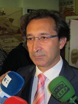 El consejero de Hacienda y Administración Pública, José Luis Saz