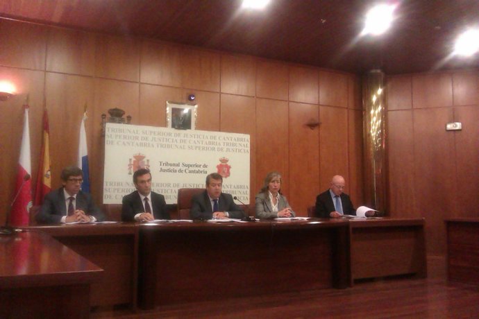 Presentación memoria judicial 2012