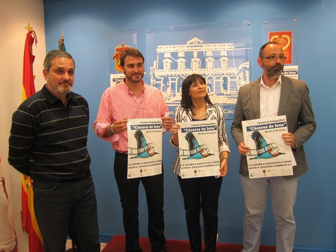 Presentación Del I Festival Fotográfico De Cáceres