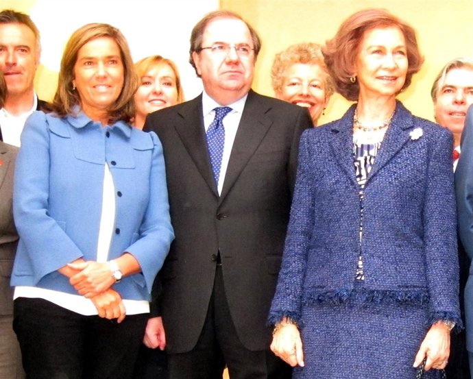  Ana Mato, Juan Vicente Herrera Y La Reina Sofía 