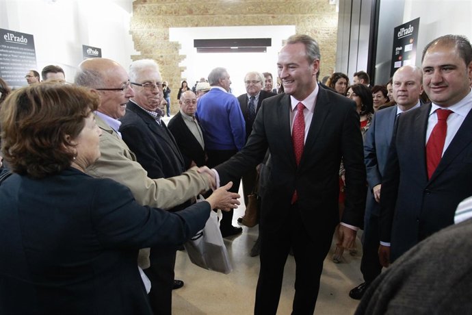 Alberto Fabra en su visita a Ondara