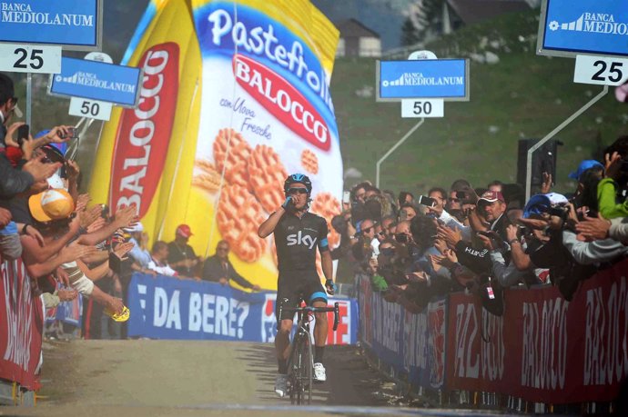 Rigoberto Urán se lleva la décima etapa del Giro