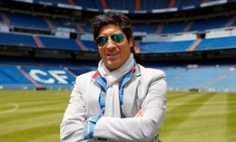 Iván Zamorano en su visita al Santiago Bernabéu