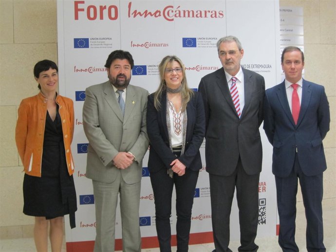 Inauguración Del Foro Innocámaras En Cáceres