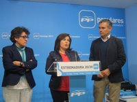 El PP dice que sus dos años al frente de Extremadura han servido para "poner orden" al "desbarajuste" dejado por Vara