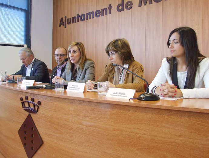Presentación de UniBici en Montcada i Reixac con la alcaldesa M.E.Pérez