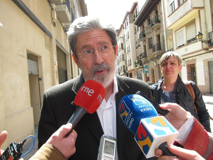 Barrena cree que la reforma de administración local es "un atraco" a ciudadanos