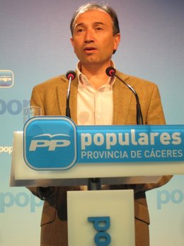Laureano León, Presidente Provincial Del PP De Cáceres