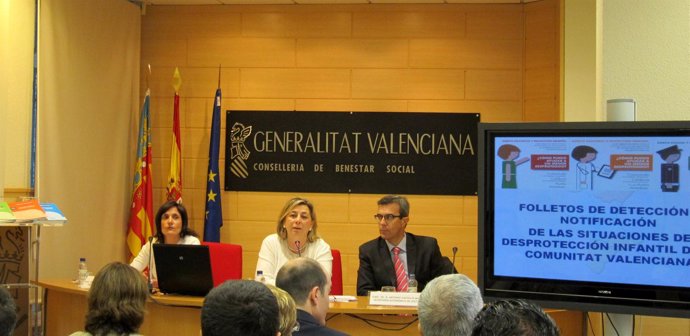 Aragonés, Cerón y Gastaldi en presentación guías sobre desprotección de menores