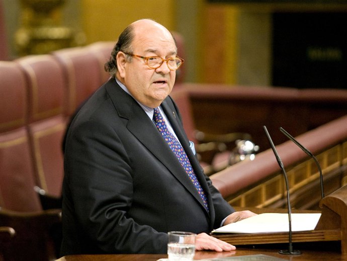 Enrique Alvarez Sostres, diputáu De FAC