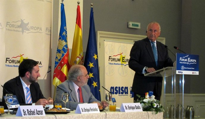El presidente de la APV, Rafael Aznar, interviene en el 'Fórum Europa'.