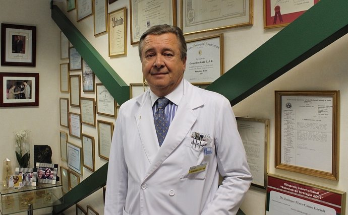Doctor Pérez-Castro, galardonado con el Premio Enrique Suender 