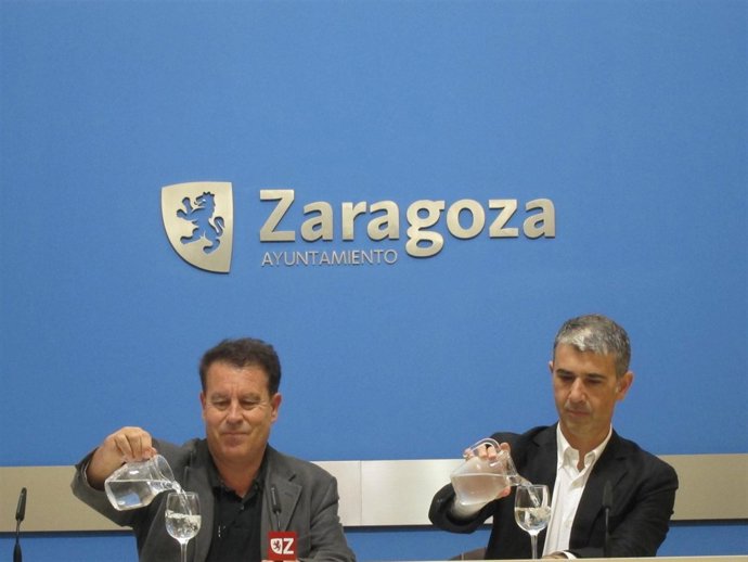 El consejero municipal de Cultura, Jerónimo Blasco, y el portavoz de CHA, Martín