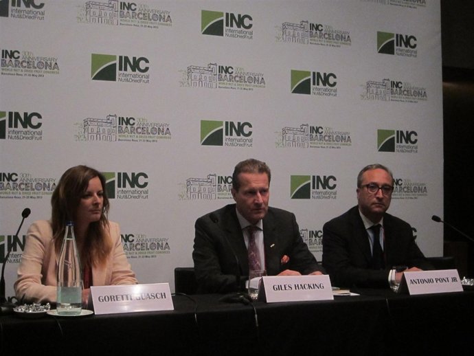 Goretti Guasch, Giles Hacking (INC) y Antonio Pont