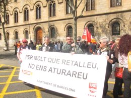 Manifestantes En Plaza Universitat De Barcelona El 29M