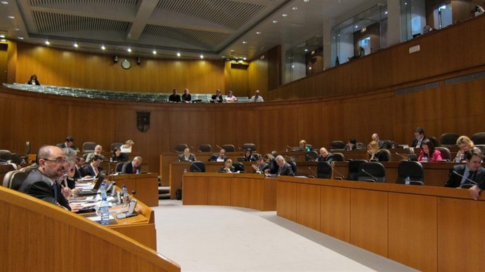 Las Cortes de Aragón celebran pleno