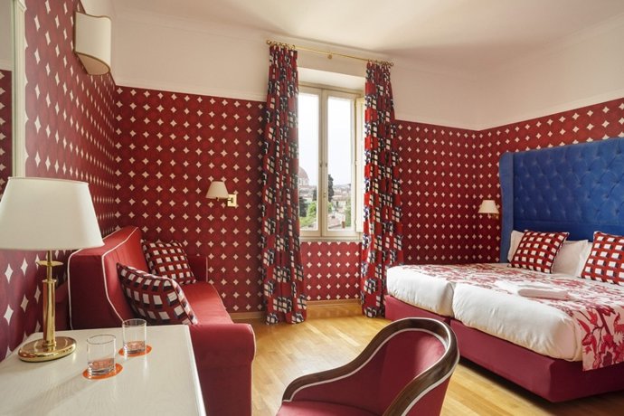 Interior de la habitacion del Room Mate Luca