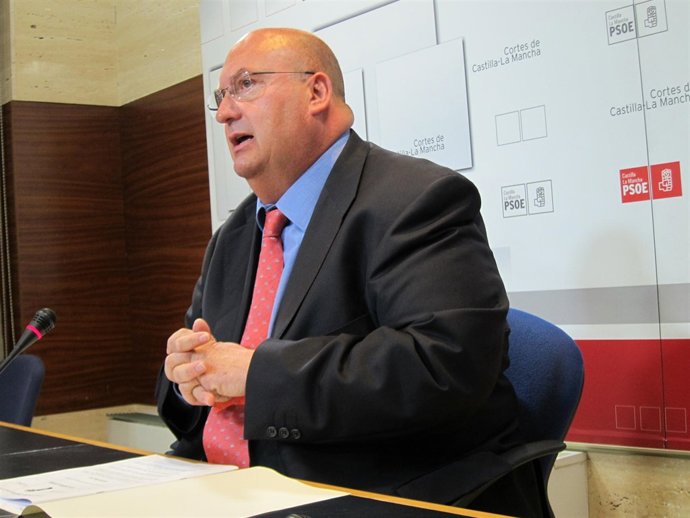 Molina en rueda de prensa