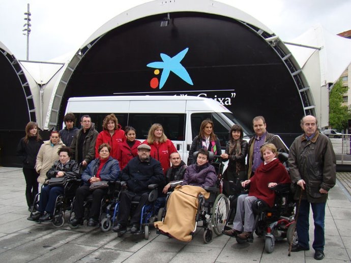 Furgoneta solidaria de Ademna.