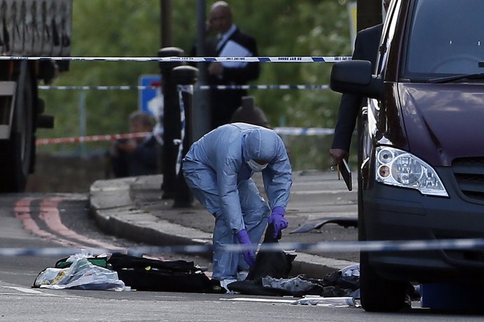 La policía de Londres investiga l'asesinatu d'un home