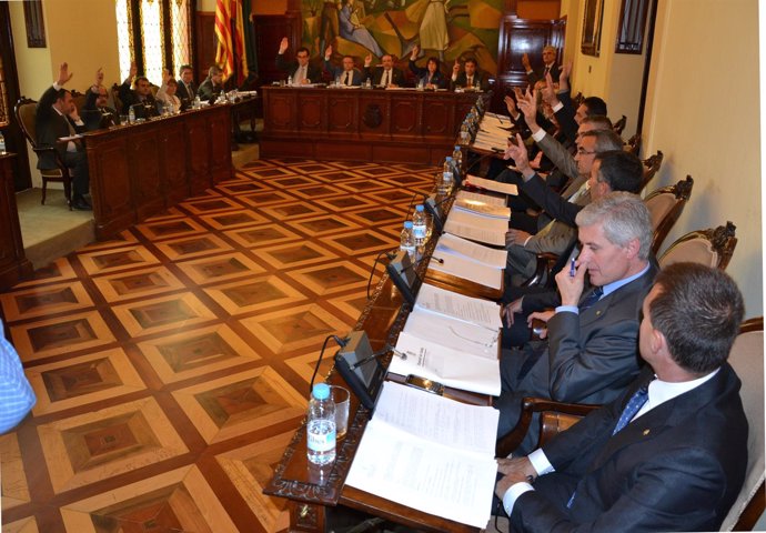 Pleno de la Diputación de Lleida.