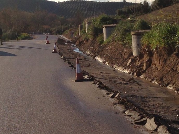 Obras en en la A-335 en Íllora y Montefrío