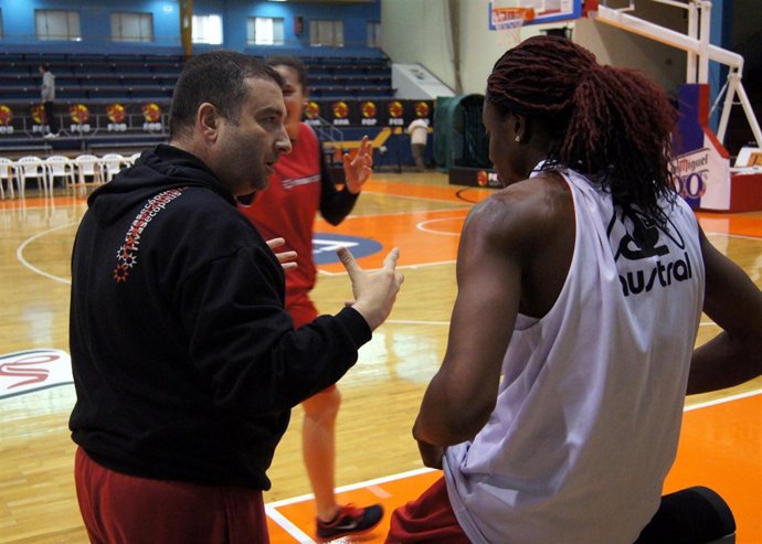 Miguel Méndez, extécnico del Rivas Ecópolis