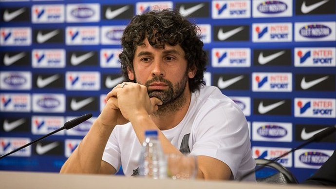 Juanín García en rueda de prensa