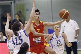 Alba Torrens entra a canasta ante Finlandia
