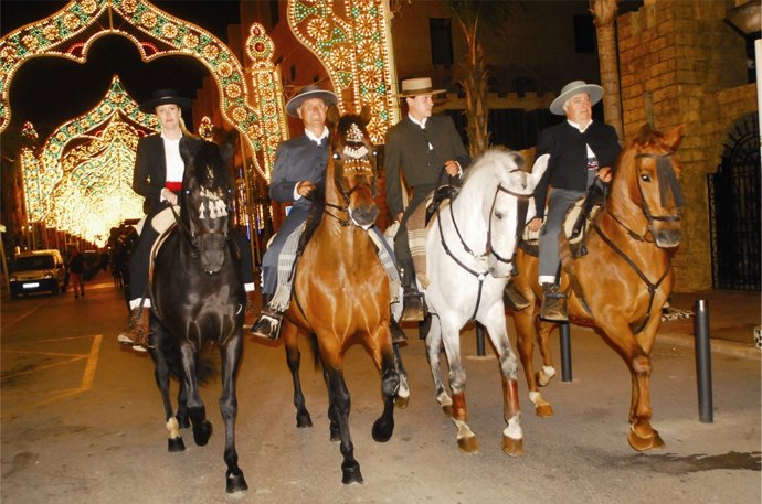 Caballos en la Feria de Abril en Marina D'Or