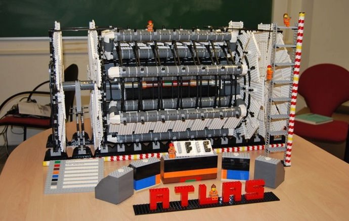 Réplica en Lego del detector ATLAS