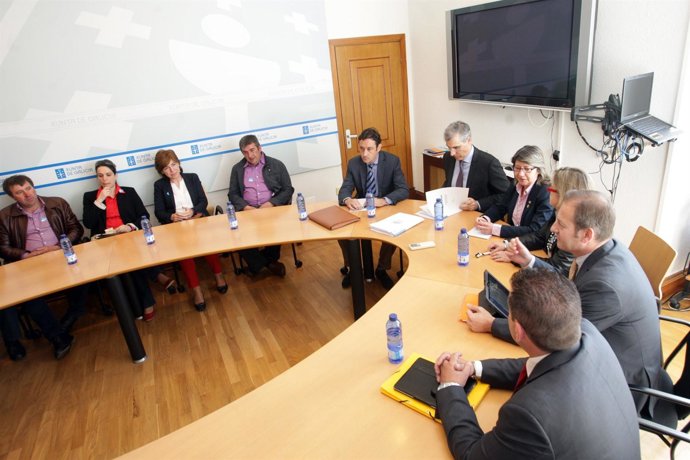 Reunión entre Francisco Conde, Rosa Quintana, Alimentos Lácteos y cooperativas