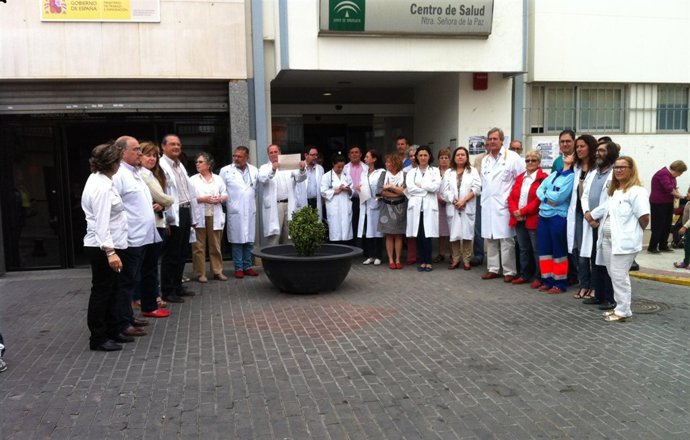 Concentración en repula por las agresiones a sanitarios