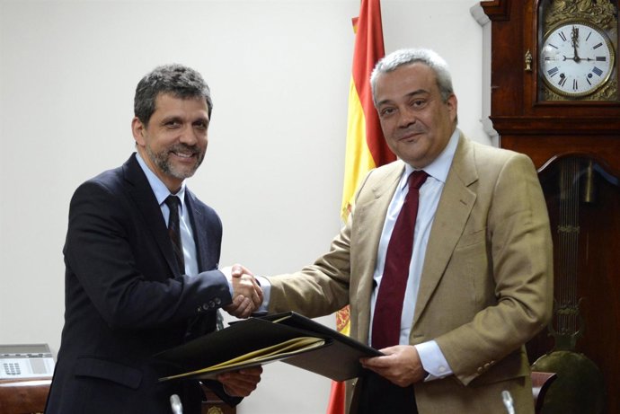 El presidente del Inteco y el respresentante de Microsoft