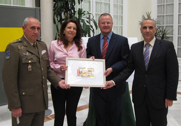 Acto de presentación del cupón de la ONCE dedicado a las Fuerzas Armadas