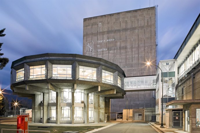 Exterior de la central nuclear de Santa María de Garoña 