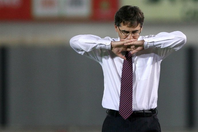 Fernando Vázquez, entrenador del Deportivo