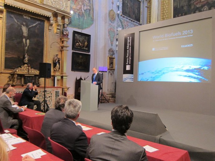 Manuel Sánchez Ortega clausurando la conferencia World Biofuels 2013