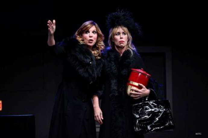 Las actrices Belinda Washington y Miriam Díaz Aroca. 