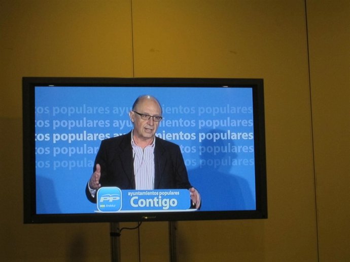 Cristóbal Montoro, ministro de Hacienda y Administraciones Públicas