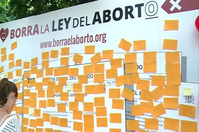 Campaña de 'Derecho a la vida' contra la ley del aborto