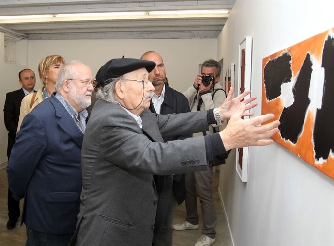 Pte.De la Diputación de Barcelona S.Esteve, pintor Agustín Ibarrola