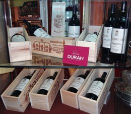 Botellas de Matarromera que se subastarán en Madrid
