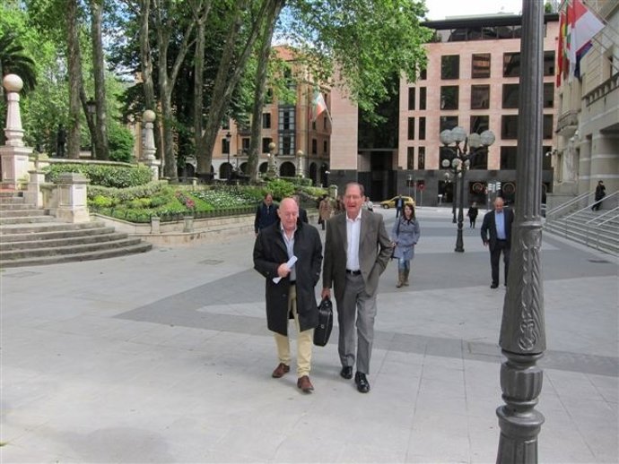 Brian Currin y mediadores este pasado viernes en Bilbao