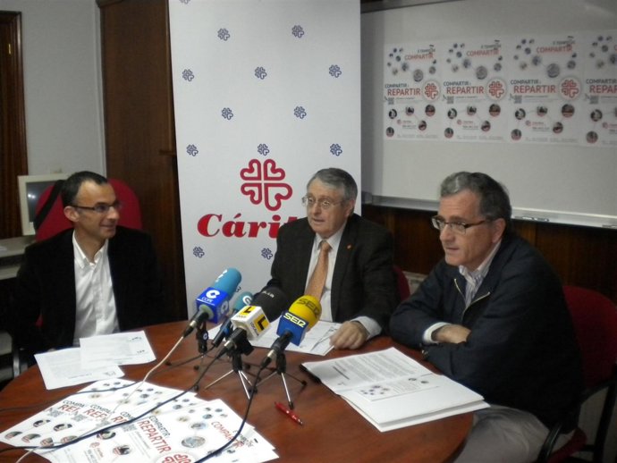Presentación memoria de Caritas